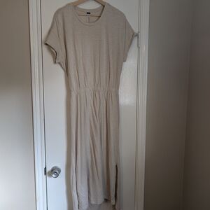 Elegant Cream Midi Dress